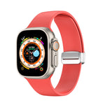 Cinturino per orologio in silicone con fibbia pieghevole, For Apple Watch Ultra 49mm, For Apple Watch Series 8&7 45mm / SE 2&6&SE&5&4 44mm / 3&2&1 42mm, For Apple Watch Series 8&7 41mm / SE 2&6&SE&5&4 40mm / 3&2&1 38mm