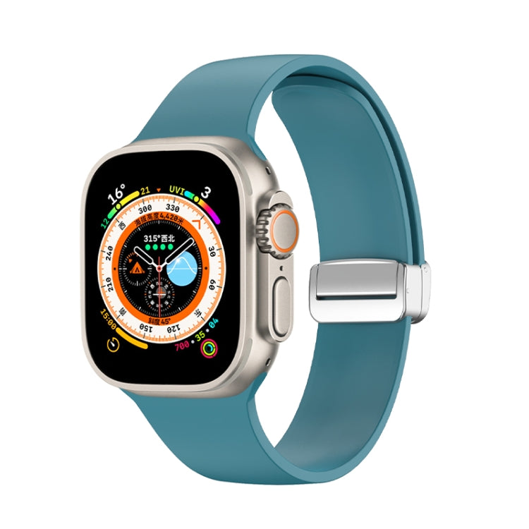 Cinturino per orologio in silicone con fibbia pieghevole, For Apple Watch Ultra 49mm, For Apple Watch Series 8&7 45mm / SE 2&6&SE&5&4 44mm / 3&2&1 42mm, For Apple Watch Series 8&7 41mm / SE 2&6&SE&5&4 40mm / 3&2&1 38mm
