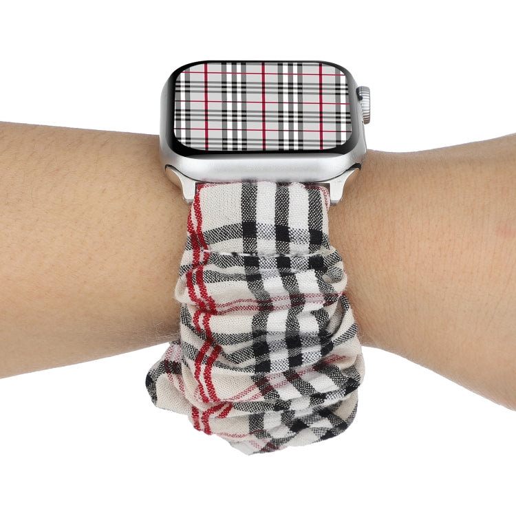 Cinturino per anello per capelli in stoffa con motivo a fiori scozzesi, For Apple Watch Series 8&7 41mm / SE 2&6&SE&5&4 40mm / 3&2&1 38mm, For Apple Watch Ultra 49mm / Series 8&7 45mm / SE 2&6&SE&5&4 44mm / 3&2&1 42mm                                   ...