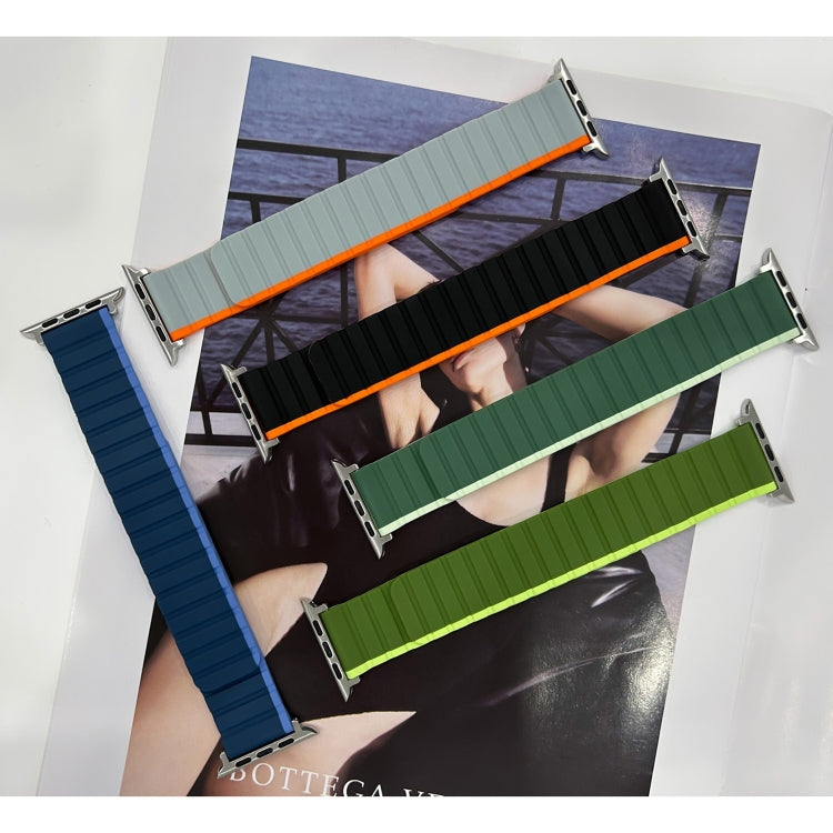Cinturino in silicone magnetico per Apple Watch 41/45mm