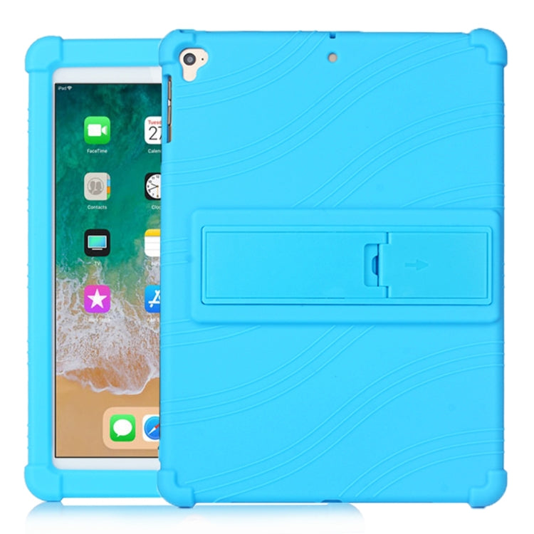 Custodia in silicone per tablet 9.7" con staffa invisibile