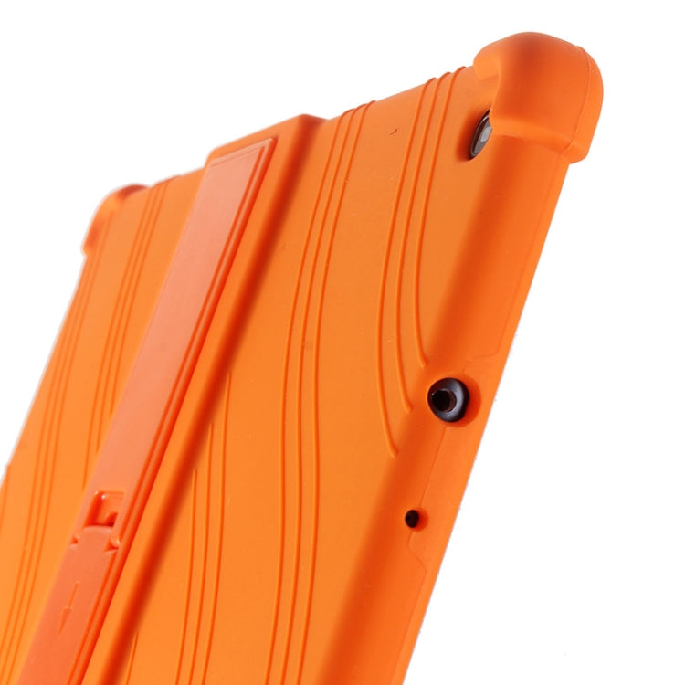 Custodia in silicone con stand per Galaxy Tab A 10.1 e S5e