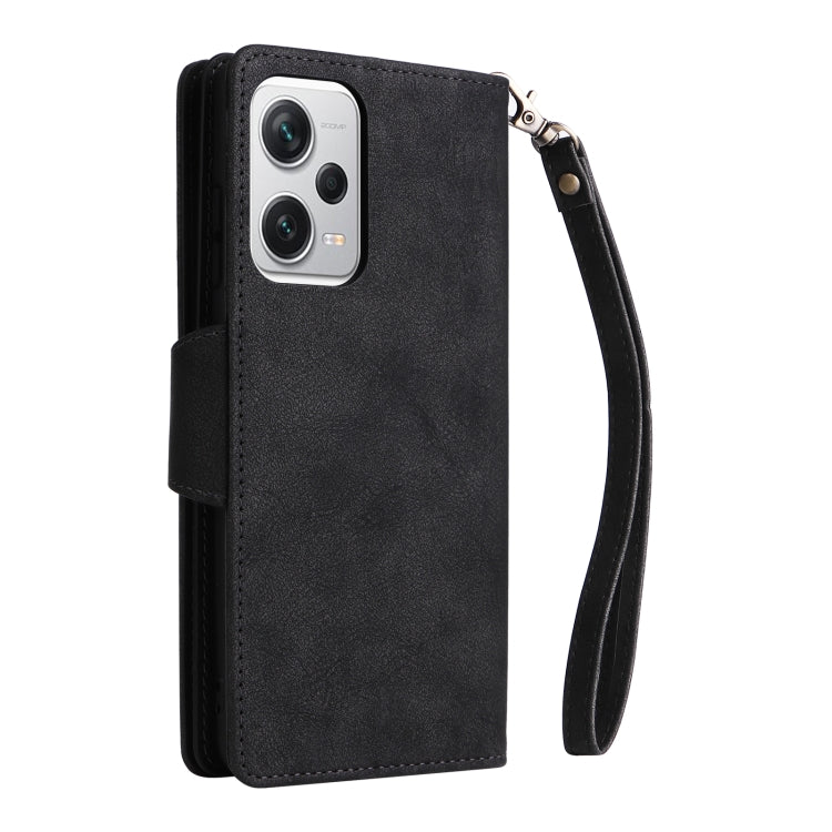 Rivetto Fibbia 9 carte Custodia per telefono in pelle a tre pieghe, For Xiaomi Redmi Note 12 Explorer / Note 12 Pro+ Global
