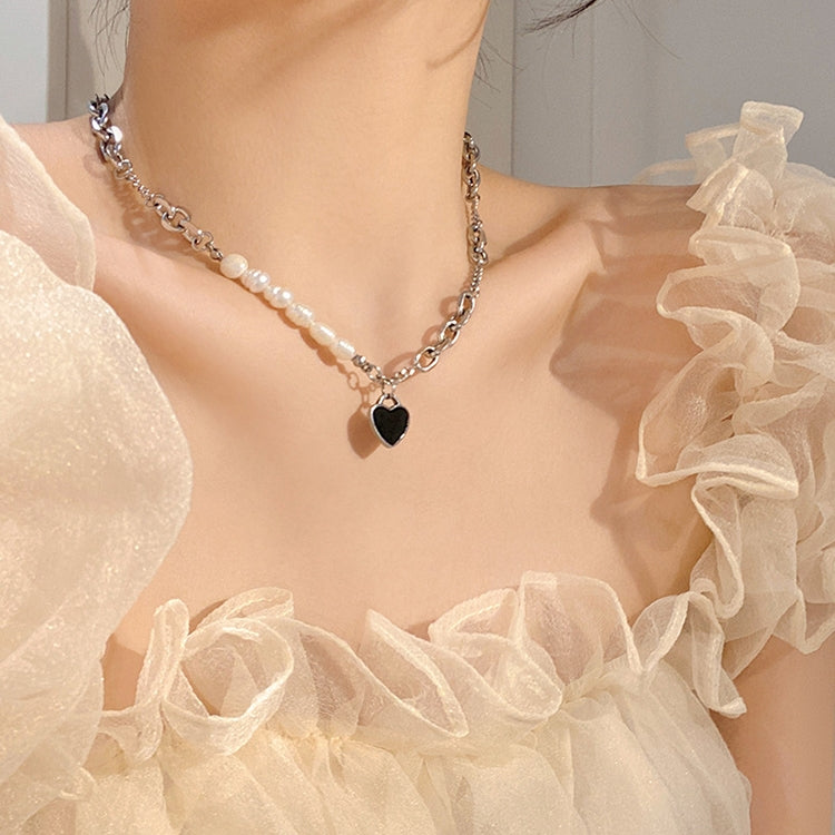 Collana da donna con alfabeto versatile in acciaio al titanio con catena intrecciata, XL2001, XL1951, XL1400, XL1437, XL2010, XL1505, XL1839, XL1864, XL1502, XL1570, XL1170, XL1459, XL1788, XL1780, XL1946, XL1089, XL1958, XL1983, XL1941, XL1944, XL1090...
