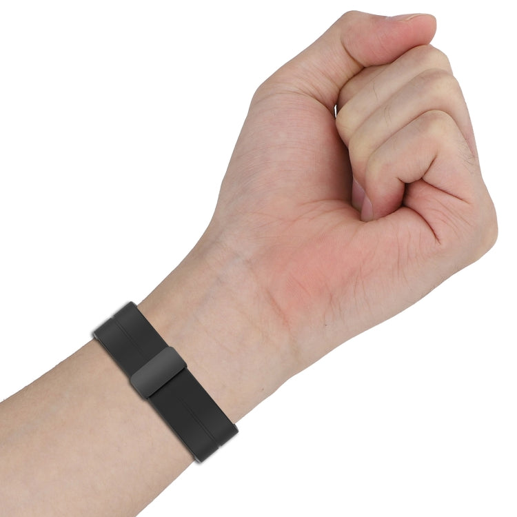 Cinturino in silicone con fibbia nera con chiusura magnetica, For Amazfit GTR Mini