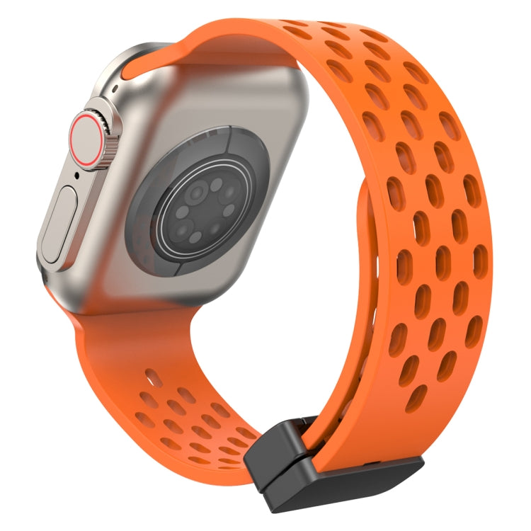 Cinturino in silicone con chiusura magnetica, For Apple Watch Series 8&7 41mm