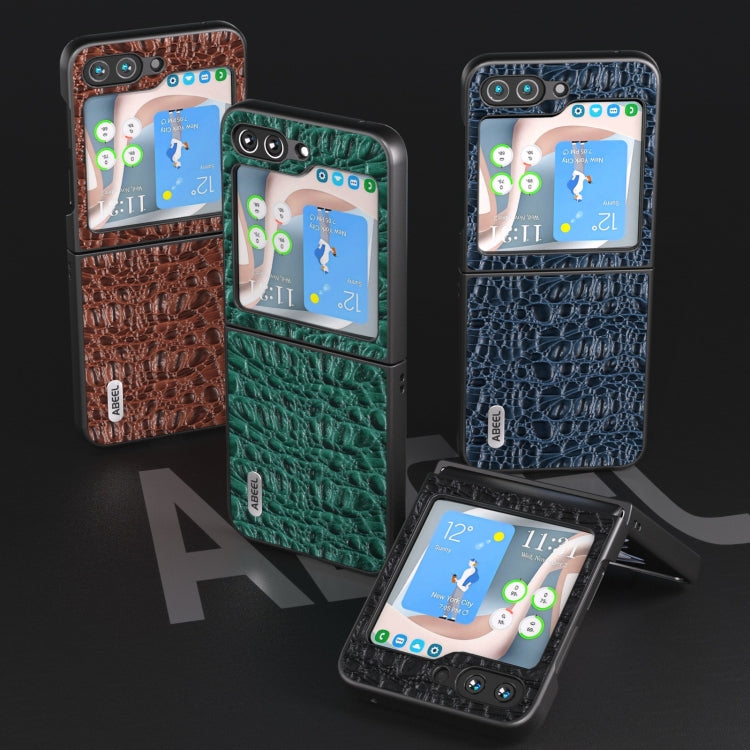 Custodia in vera pelle per Samsung Galaxy Z Flip5 con bordo nero