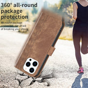 Custodia in pelle goffrata per iPhone 14/15