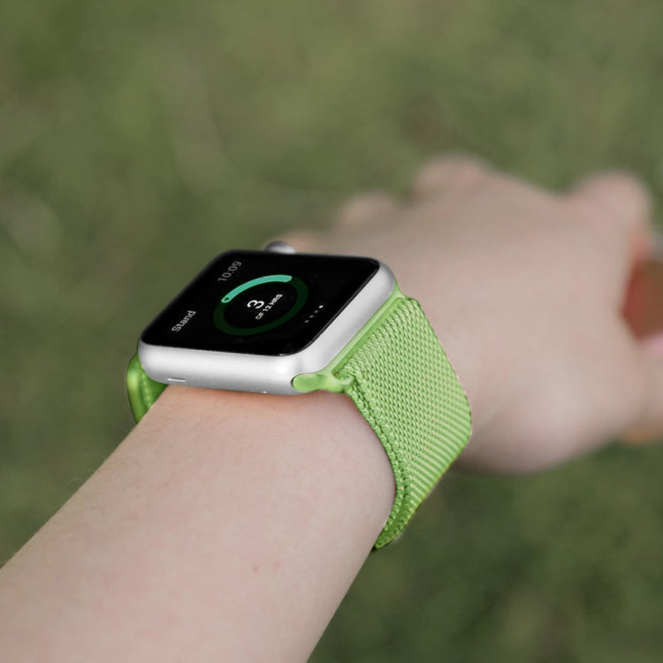 Per cinturino in acciaio inossidabile magnetico con anello milanese serie Apple Watch, 5 & 4 40mm / 3 & 2 & 1 38mm, 5 & 4 44mm / 3 & 2 & 1 42mm