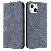 Custodia in pelle goffrata per iPhone 14
