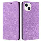 Custodia in pelle goffrata per iPhone 14