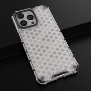 Custodia nido d'ape con cordino per iPhone 15