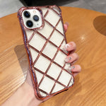 Custodia iPhone 13 Pro con incisione laser 3D Diamond Lattice
