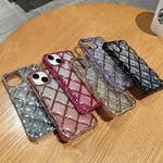 Custodia glitterata in carta per iPhone 14 Pro Max e 15