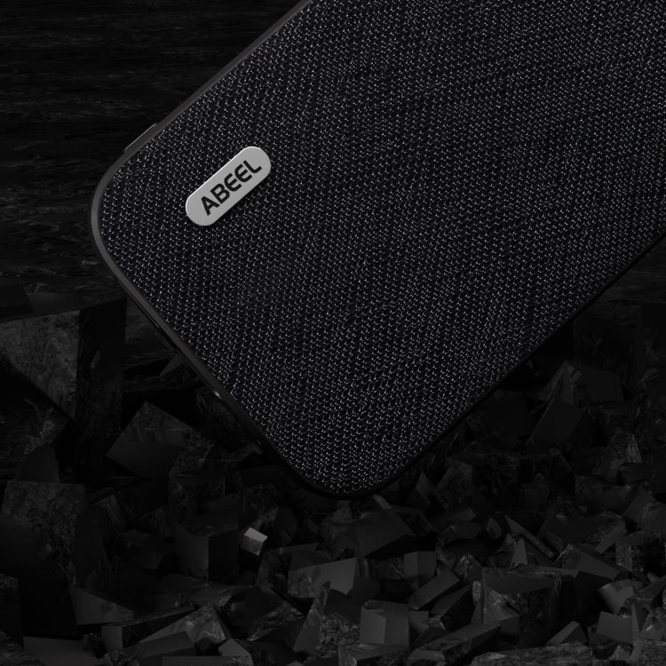 Custodia in vera pelle per iPhone 14 e 15