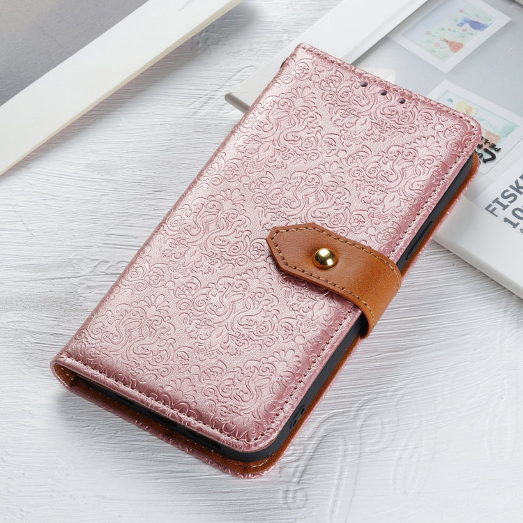 Custodia in pelle floreale per iPhone 15 e 16