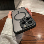 Custodia MagSafe in TPU per iPhone 13 e 12