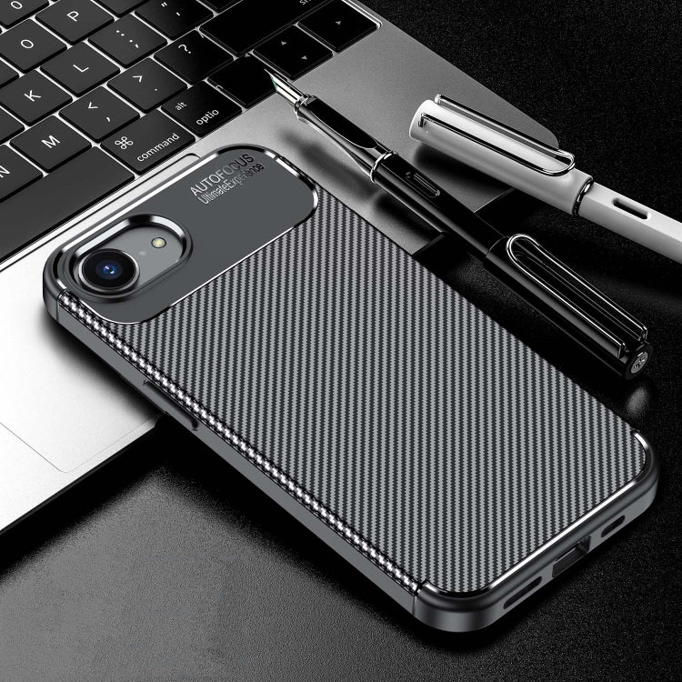 Custodia TPU con fibra di carbonio per iPhone 15 e 16