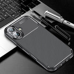 Custodia TPU con fibra di carbonio per iPhone 15 e 16