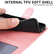 Custodia in pelle goffrata per iPhone 16e e 15 Pro