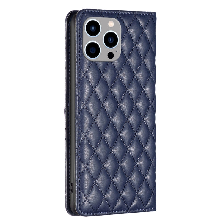 Custodia in pelle magnetica a conchiglia per iPhone 15