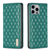 Custodia in pelle magnetica per iPhone 15