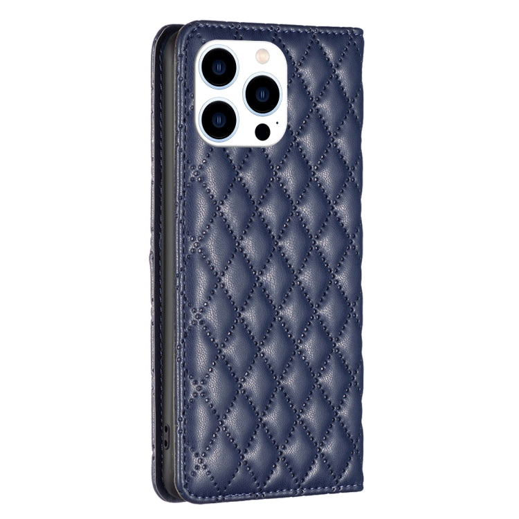Custodia in pelle magnetica a conchiglia per iPhone 15