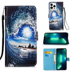 Custodia in pelle con motivo per iPhone 15 Pro
