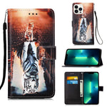 Custodia in pelle con motivo per iPhone 15 Pro
