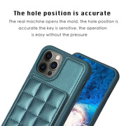 Custodia per iPhone con supporto e slot carte
