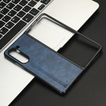 Custodia posteriore modello mucca per Galaxy Z Flip7