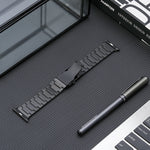 Cinturino in acciaio al titanio con fibbia di sicurezza, For Apple Watch Ultra 49mm, For Apple Watch SE 2023 44mm, For Apple Watch SE 2023 40mm, For Apple Watch Ultra 2 49mm, For Apple Watch SE 2022 40mm, For Apple Watch Series 9 45mm                  ...
