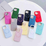 Custodia silicone liquido magnetica MagSafe iPhone 15 Pro Max
