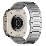 Cinturino per orologio in lega di titanio con fibbia ovale a farfalla, For Apple Watch SE 2023 44mm, For Apple Watch Ultra 2 49mm, For Apple Watch Series 9 45mm, For Apple Watch Ultra 49mm, For Apple Watch Series 8 45mm, For Apple Watch SE 2022 44mm