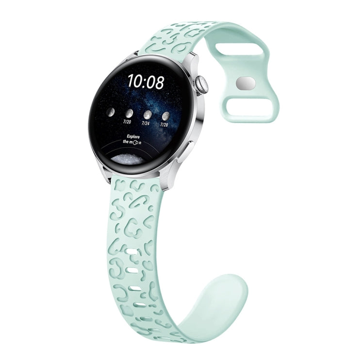Cinturino per orologio in silicone con fibbia a forma di farfalla con stampa leopardata concava, 20mm
