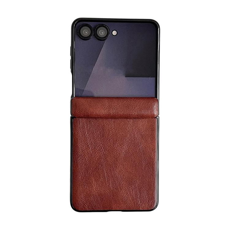 Custodia per telefono con texture Crazy Horse con asse magnetico integrato, For Samsung Galaxy Z Flip7, For Samsung Galaxy Z Flip6 / Flip7 FE, For Samsung Galaxy Z Flip5