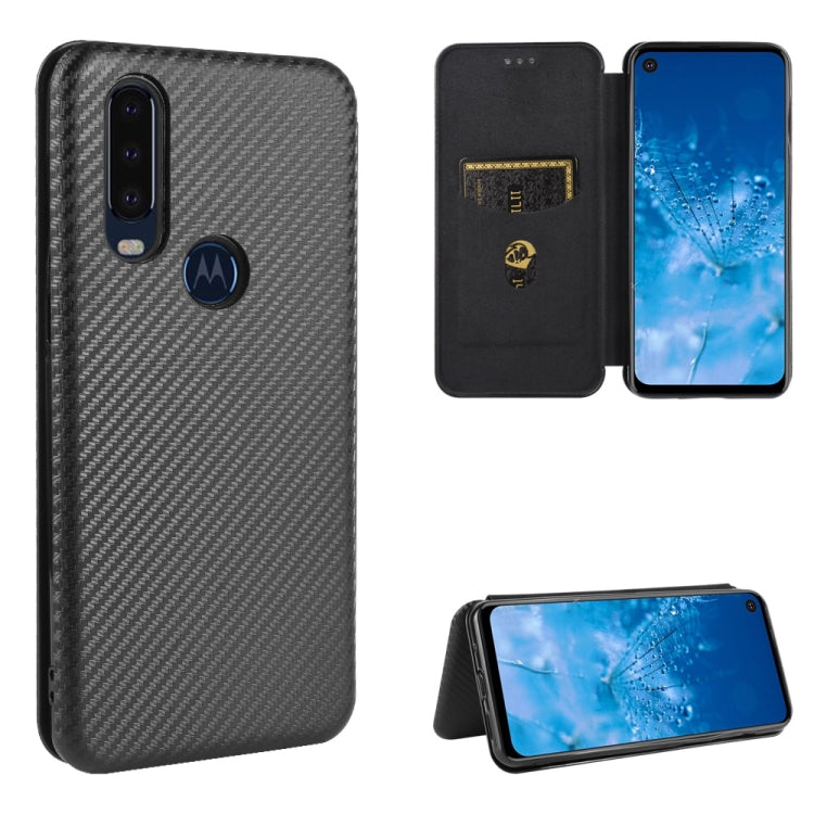 Struttura in fibra di carbonio Flip orizzontale magnetico TPU + PC + Custodia in pelle PU con corda e slot per schede, For Motorola Moto P40 Power / One Action, For Motorola Moto One Macro / G8 Play