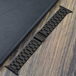 Cinturino per orologio in lega di titanio a tre maglie con chiusura Norman, For Apple Watch 46mm / 49mm / 45mm / 44mm