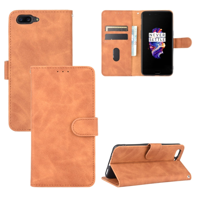 Tinta unita Skin Feel Fibbia magnetica Flip orizzontale Custodia in pelle PU con struttura in vitello con supporto e slot per schede e portafoglio, For OnePlus Nord, For OnePlus 8, For OnePlus 5, For OnePlus 8 Pro
