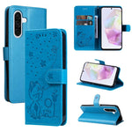 Custodia per telefono in pelle con stampa a rilievo di gatto e ape., For Samsung Galaxy A36 5G / M56 5G, For Samsung Galaxy A06 5G / 4G, For Samsung Galaxy A56 5G