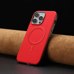 Custodia MagSafe a copertura totale per iPhone 16