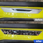 Set di 2 adesivi decorativi per soglia auto in fibra di carbonio con lamina d'oro forgiata per Chevrolet Corvette C8 2020-, lato guidatore sinistro e destro., Threshold