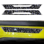 Set di 2 adesivi decorativi per soglia auto in fibra di carbonio con lamina d'oro forgiata per Chevrolet Corvette C8 2020-, lato guidatore sinistro e destro., Threshold