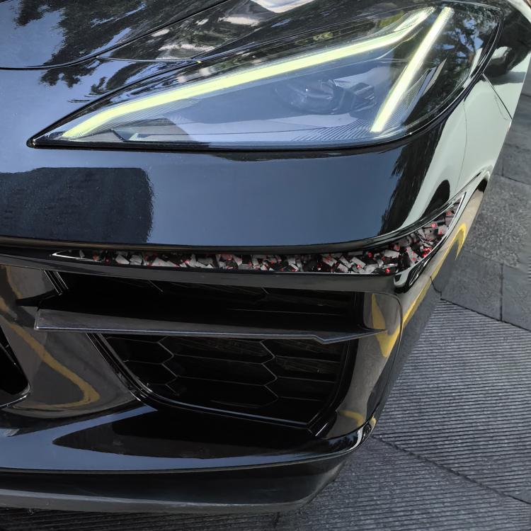Set di 2 adesivi decorativi angolari per paraurti auto in fibra di carbonio con lamina dorata forgiata per Chevrolet Corvette C8 2020-, lato guidatore sinistro e destro., Bumper Corner