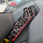 Set di 6 adesivi decorativi per clacson da montare sul montante A interno dell'auto, in fibra di carbonio con lamina dorata forgiata, per Chevrolet Corvette C8 2020-, lato guidatore sinistro e destro., Inside A-pillar Horn