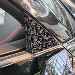 Set di 4 adesivi decorativi per montante A esterno dell'auto in fibra di carbonio con lamina dorata forgiata per Chevrolet Corvette C8 2020-, lato guidatore sinistro e destro., Outside A-pillar