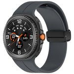 Cinturino per orologio xDfind Fold con fibbia nera e chiusura magnetica in silicone., For Samsung Galaxy Watch8 / Watch8 Classic