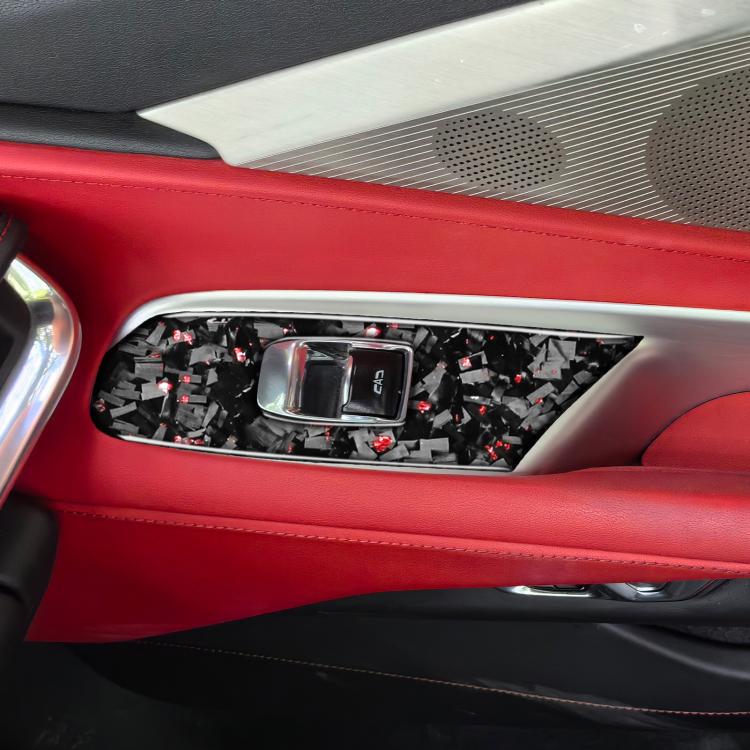 Set di 2 adesivi decorativi in fibra di carbonio con lamina dorata forgiata per finestrino auto Chevrolet Corvette C8 2020-, lato guidatore sinistro, Window Lift, Left Driver