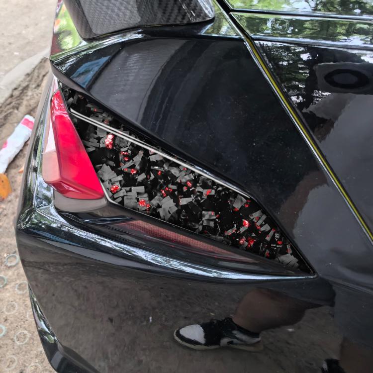 Set di 4 adesivi decorativi laterali per fanali posteriori auto in fibra di carbonio con lamina dorata forgiata per Chevrolet Corvette C8 2020-, lato guidatore sinistro e destro., Taillight Sides