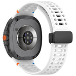 Cinturino per orologio in silicone con fibbia magnetica nera xDfind, For Samsung Galaxy Watch8 / Watch8 Classic